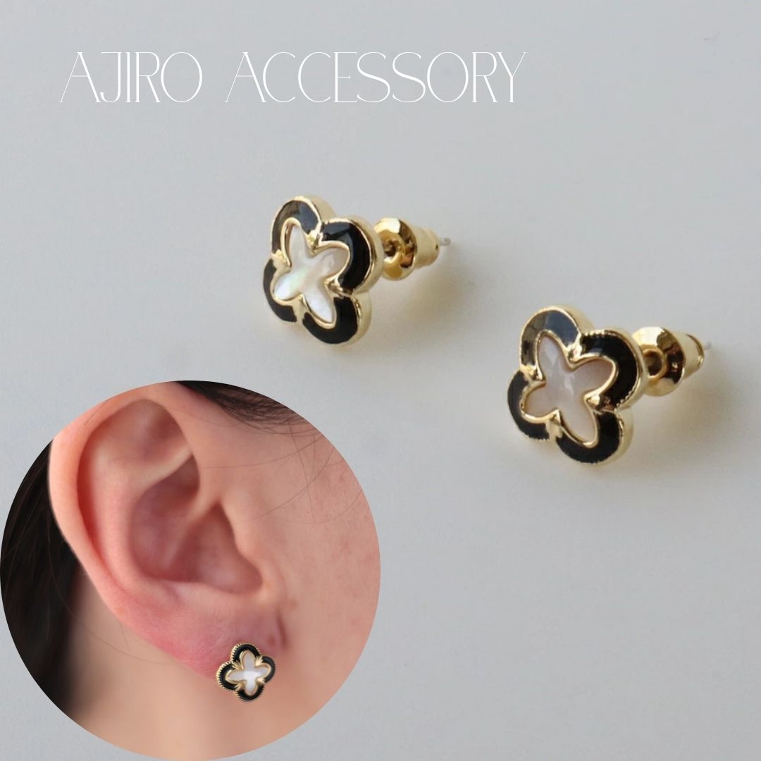 P351 black shell flower pierce /earring