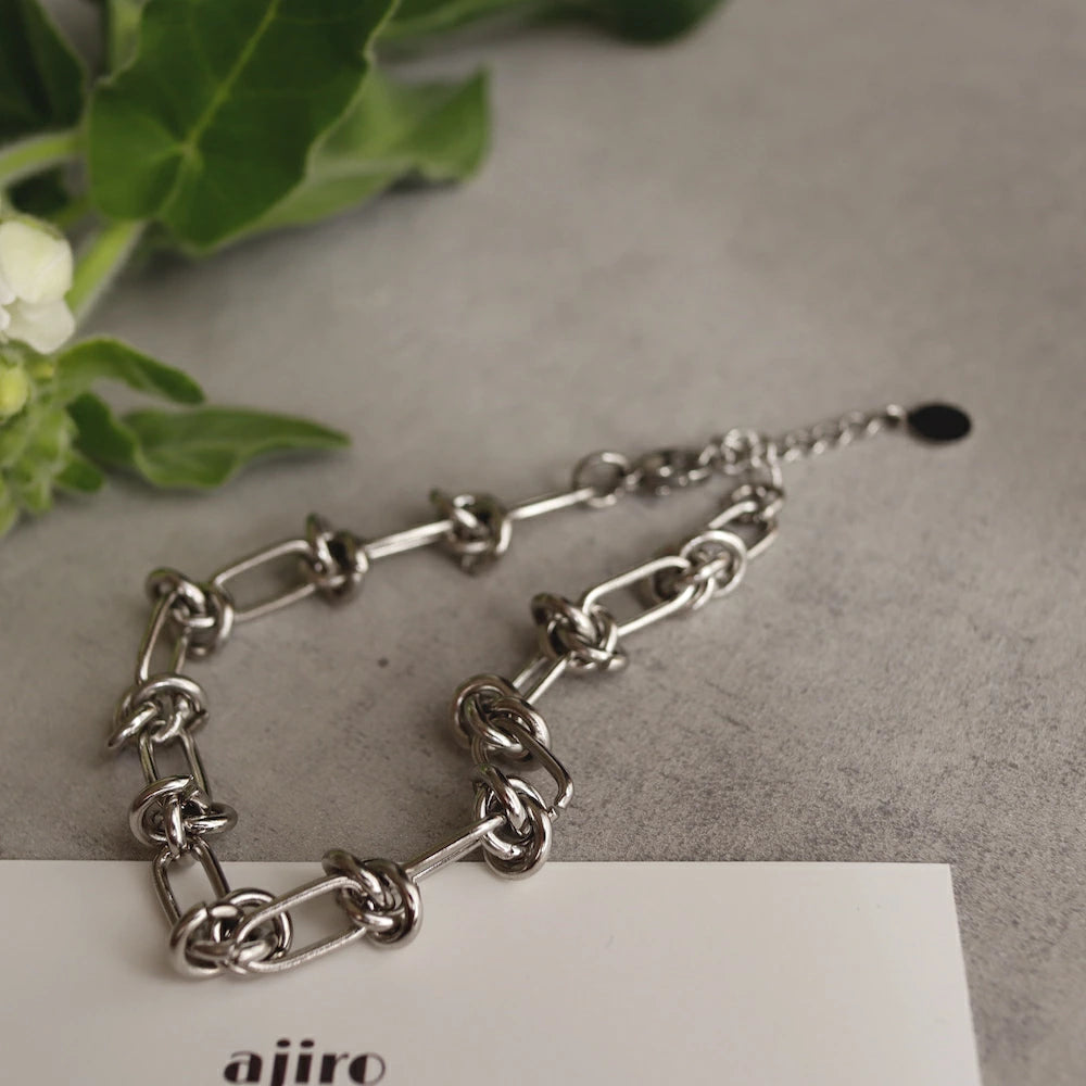 N063 stainless knot chain bracelet