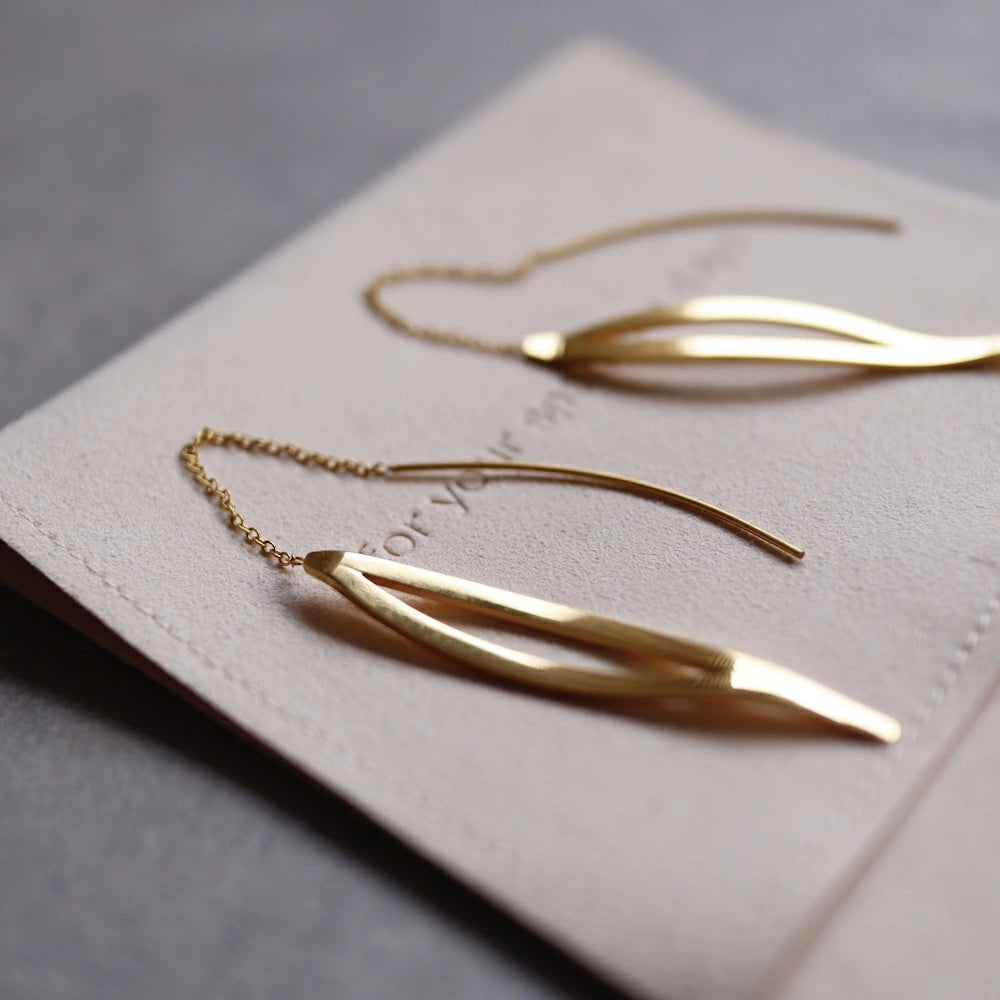 P158 stainless leaf wave long pierce