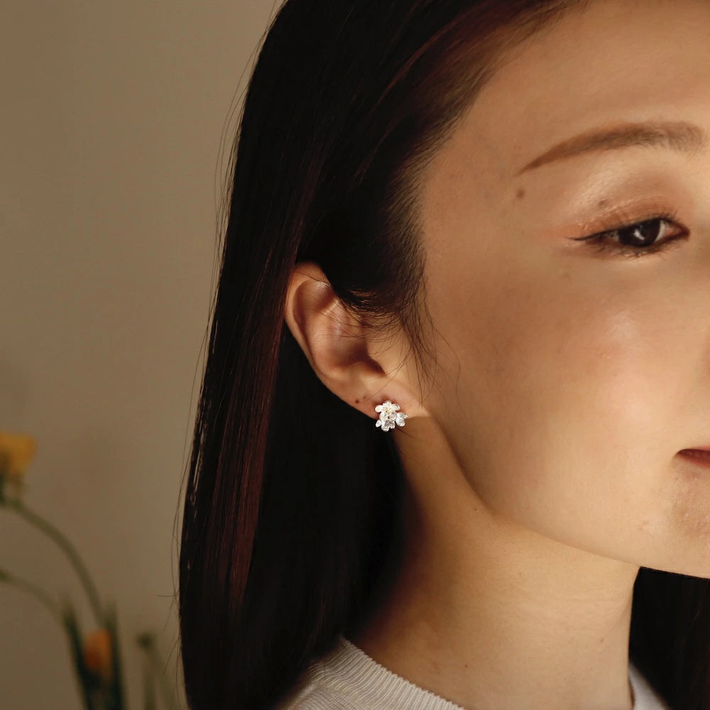P284 silver925 bicolor flower minimum pierce