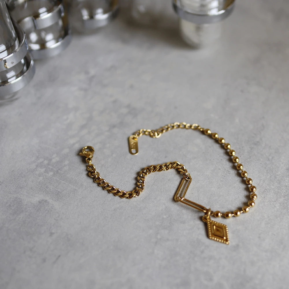 N095 stainless HISHI charm bracelet