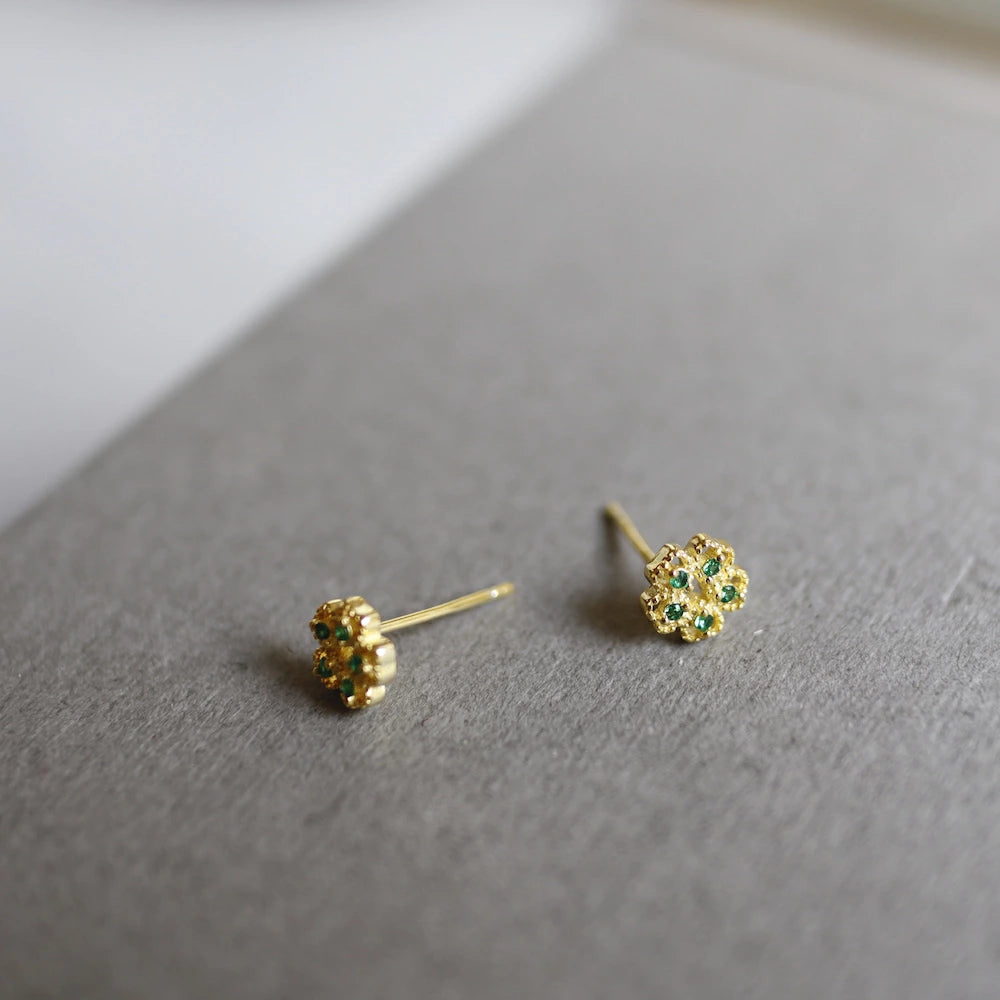 P225 silver925 color zirconia flower minimum pierce