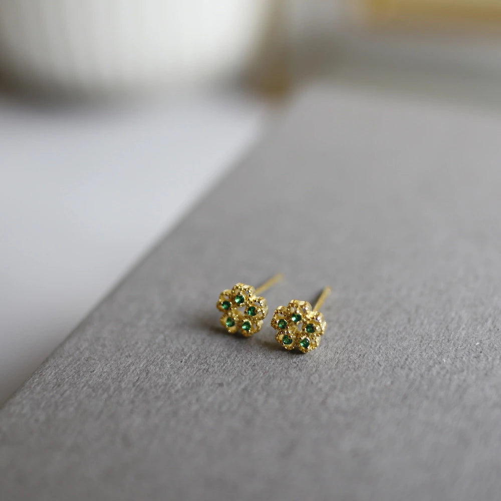 P225 silver925 color zirconia flower minimum pierce