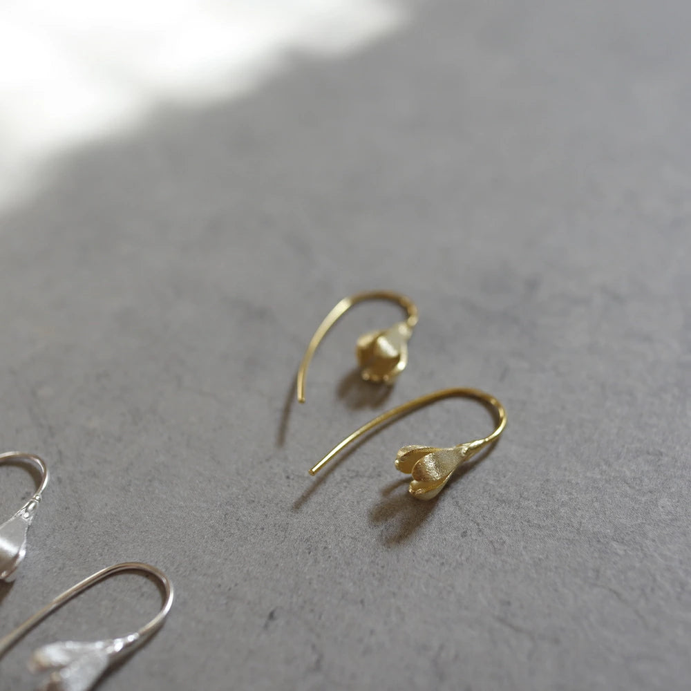 P247 silver925 matte flower hook pierce