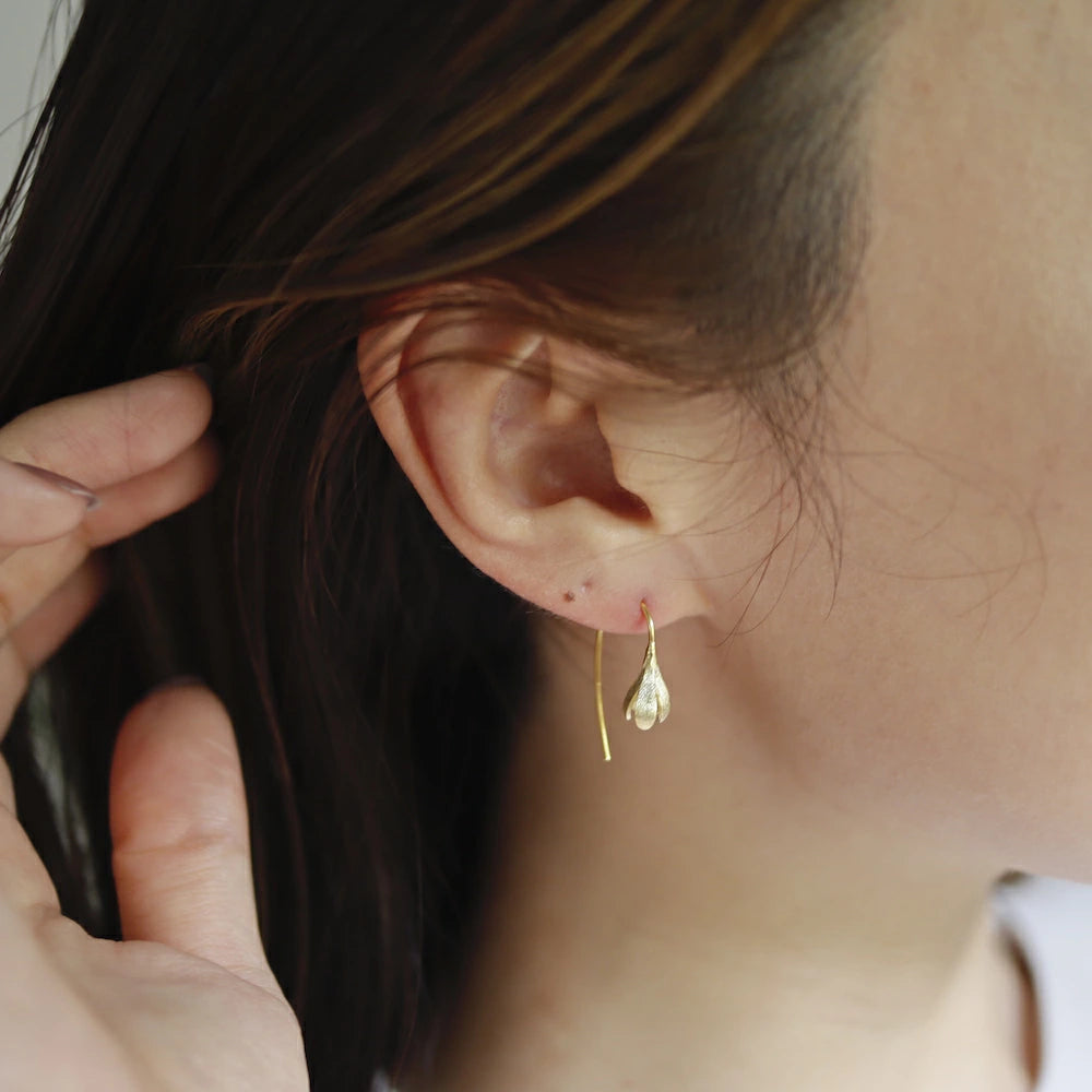 P247 silver925 matte flower hook pierce