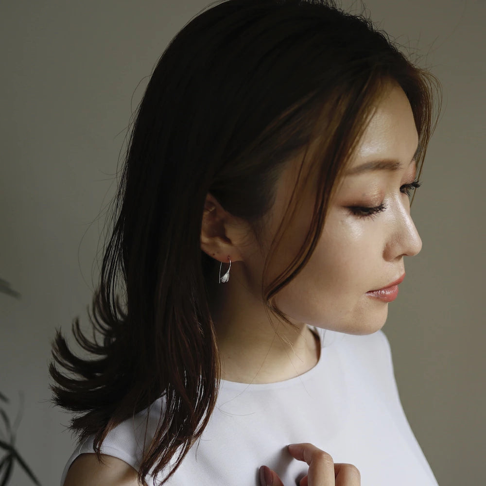 P247 silver925 matte flower hook pierce