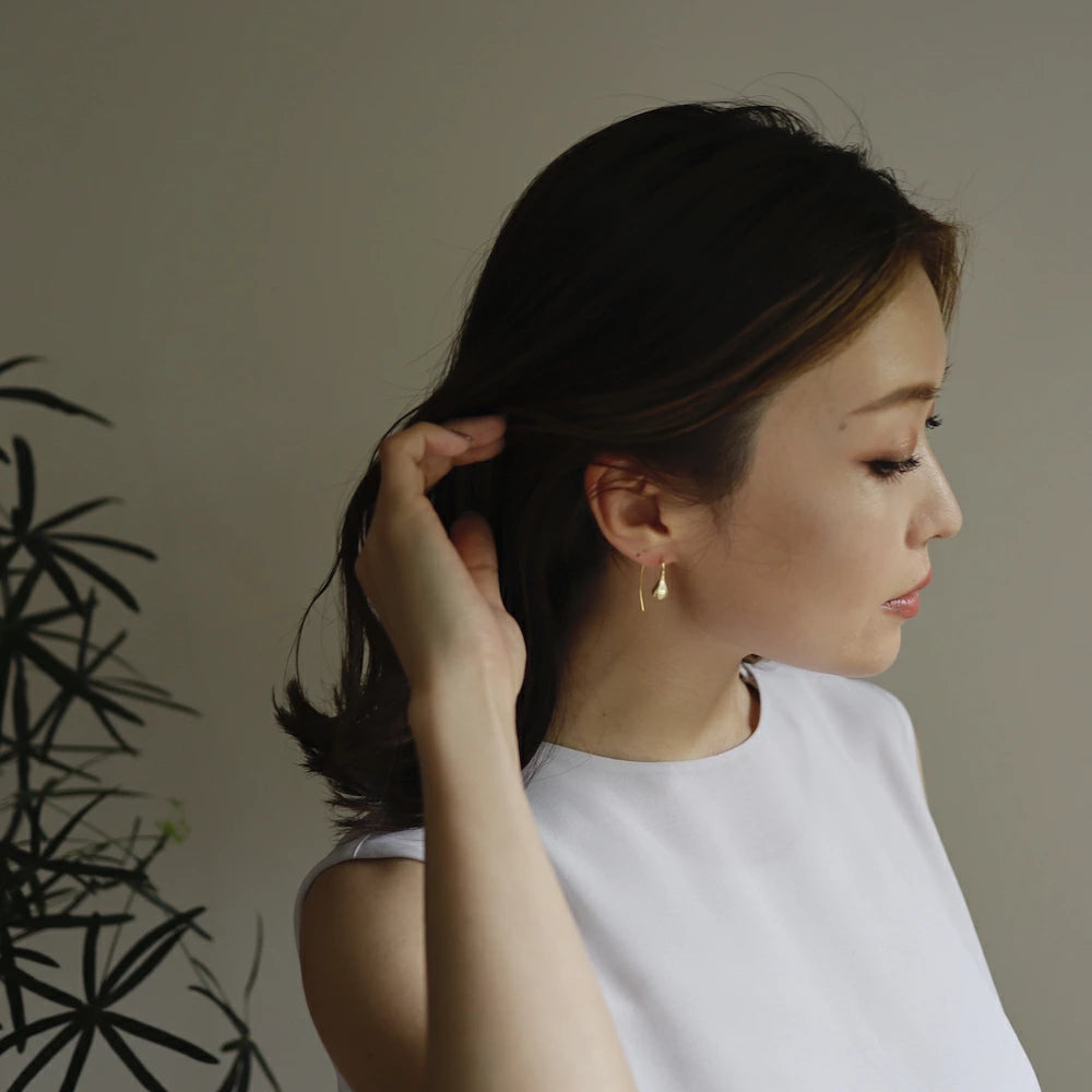 P247 silver925 matte flower hook pierce