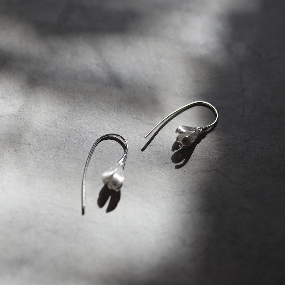 P247 silver925 matte flower hook pierce