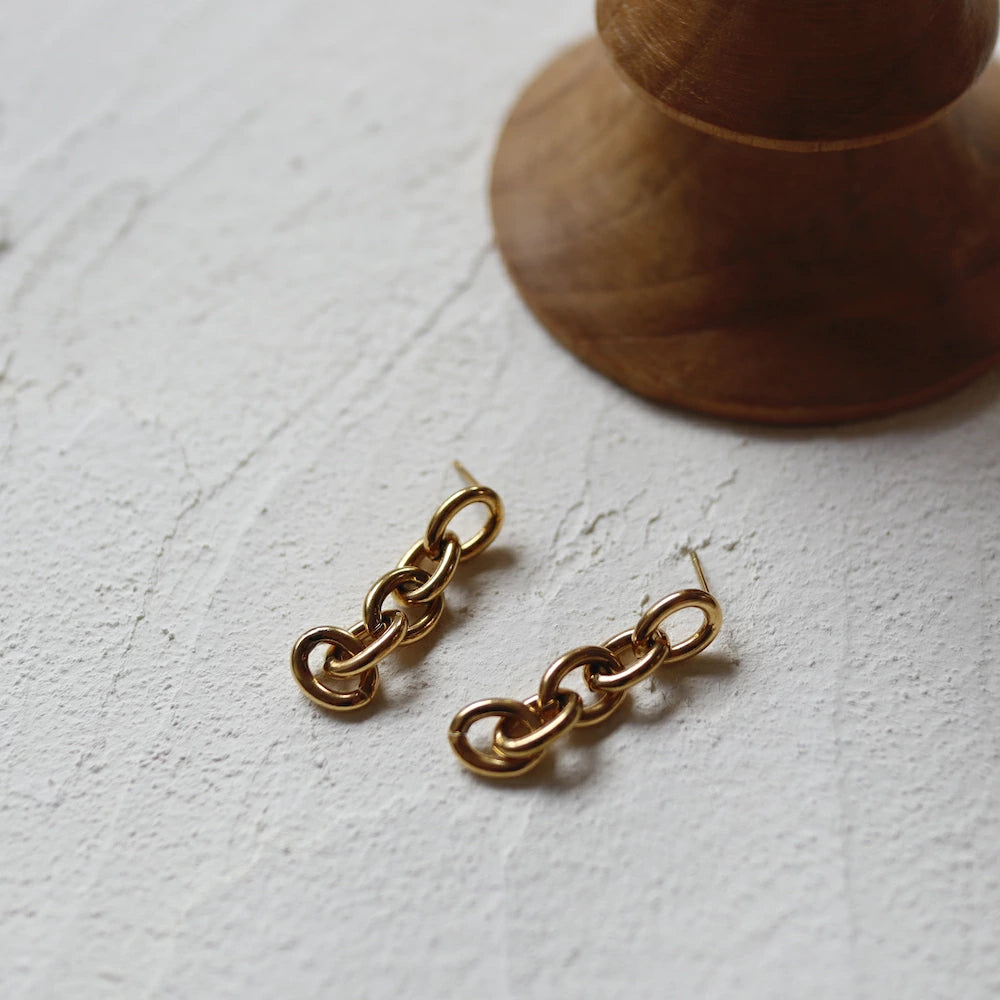 P049 stainless gold chain pierce