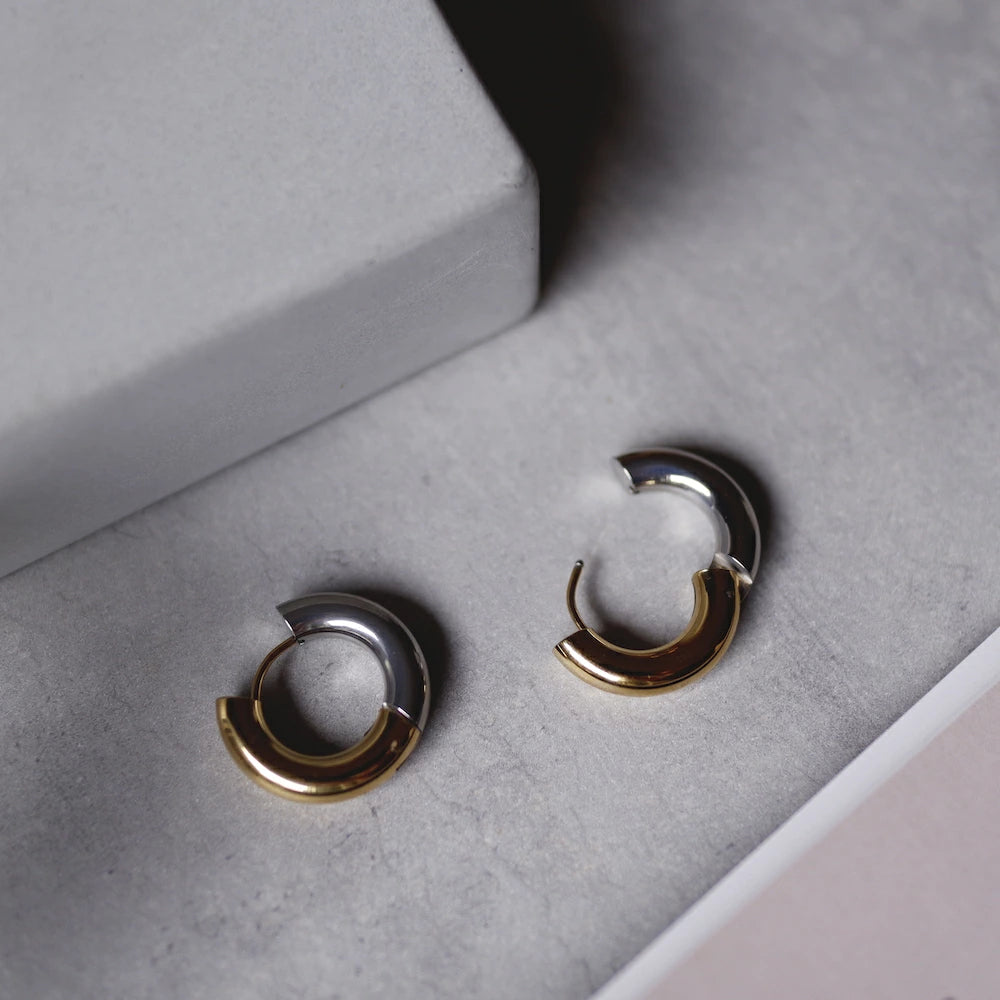 P265 stainless bicolor hoop pierce