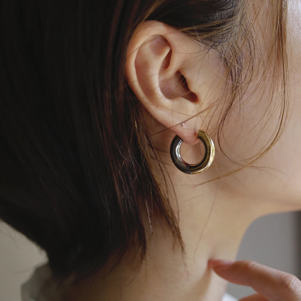 P265 stainless bicolor hoop pierce