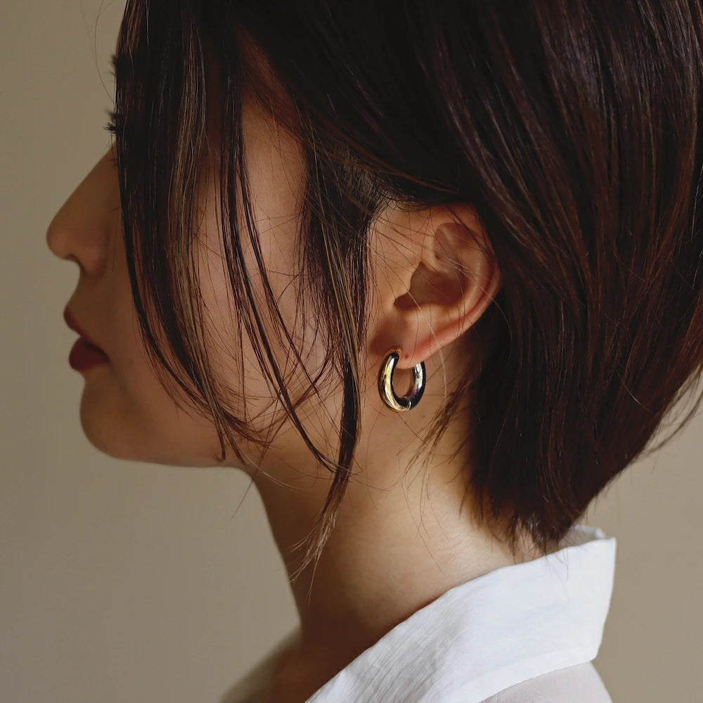 P265 stainless bicolor hoop pierce