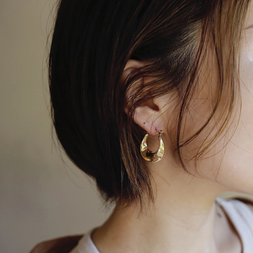 P275 stainless twist hoop pierce