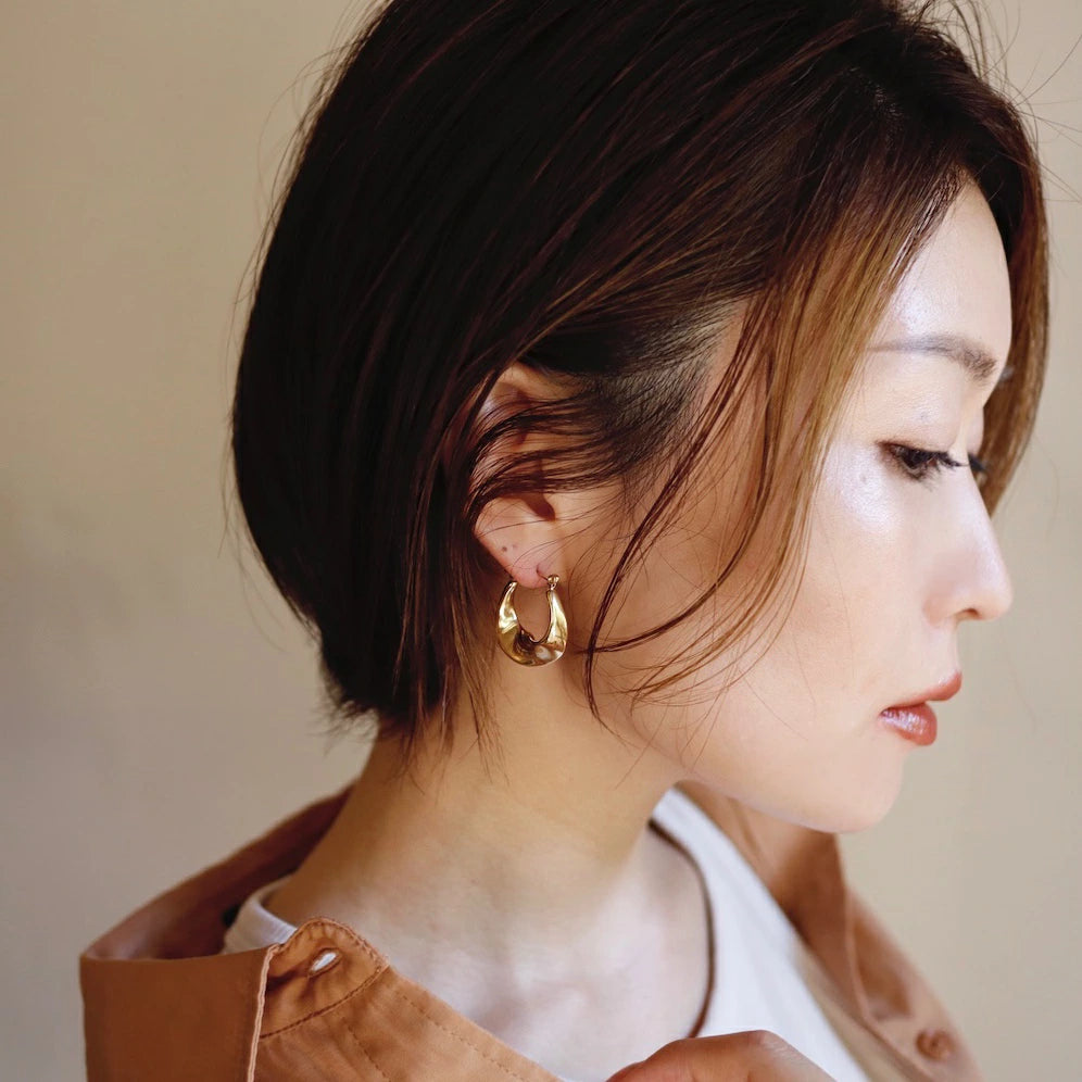 P275 stainless twist hoop pierce