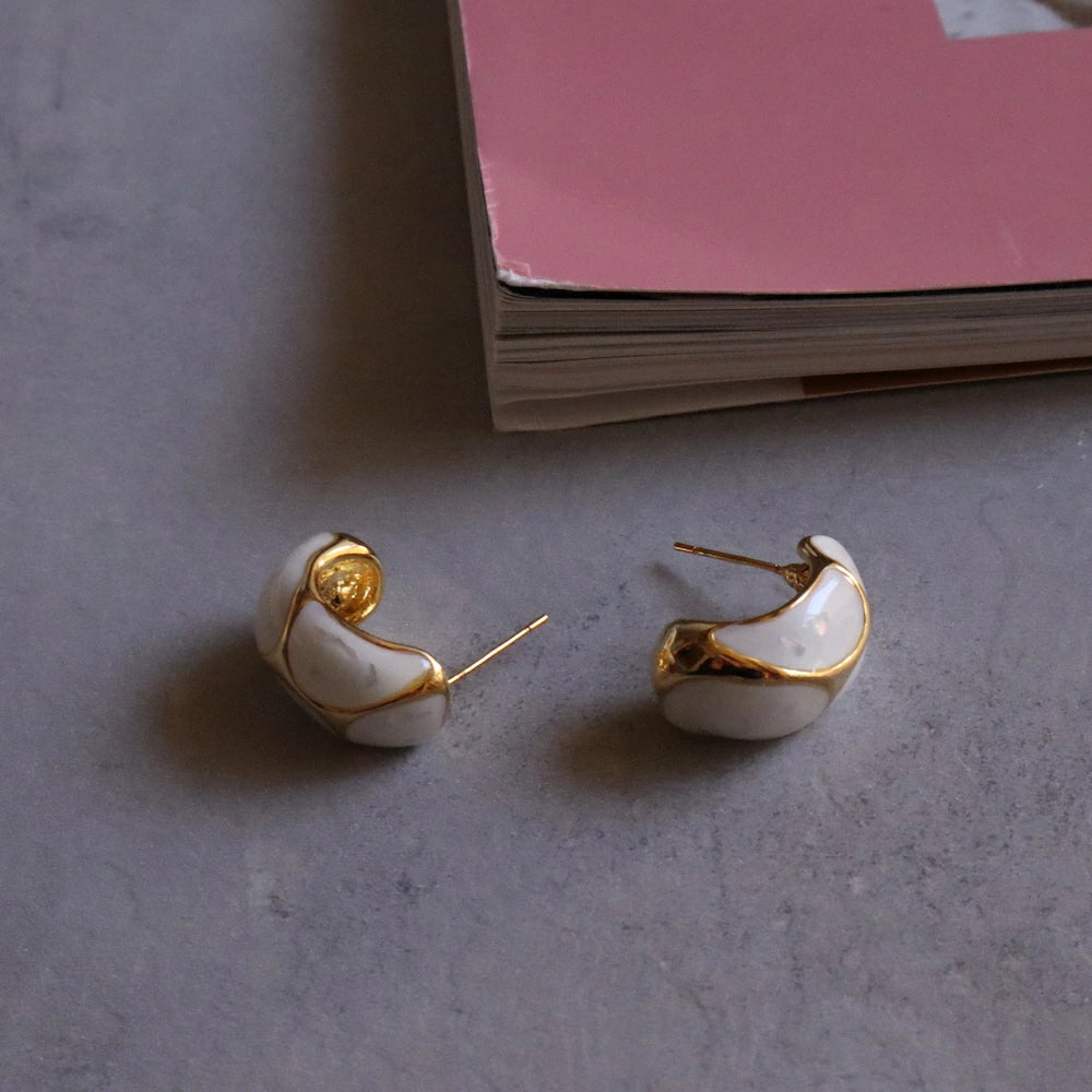 P172 gold metal shell pierce
