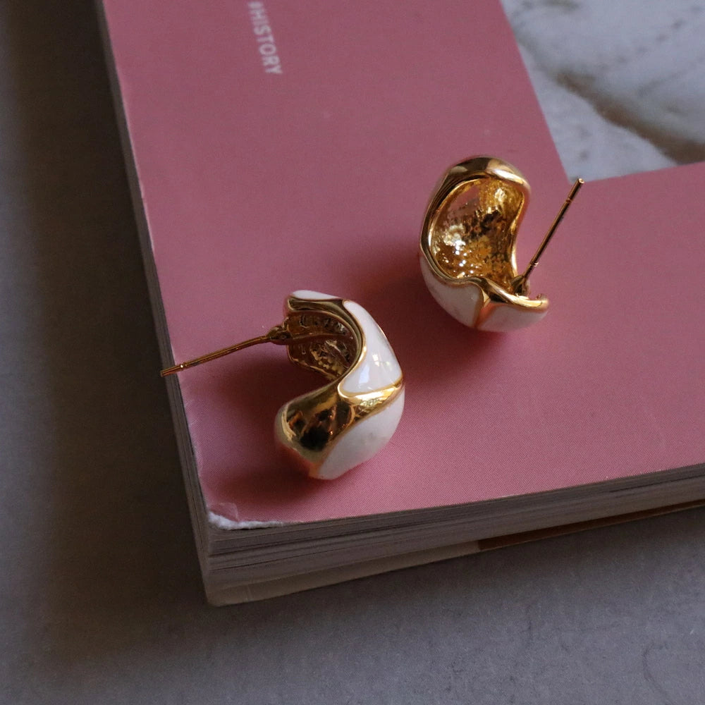 P172 gold metal shell pierce
