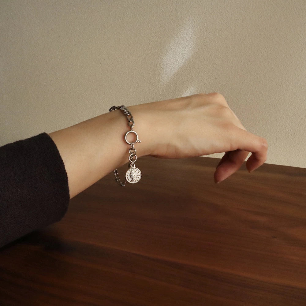 N084 stainless coin bracelet