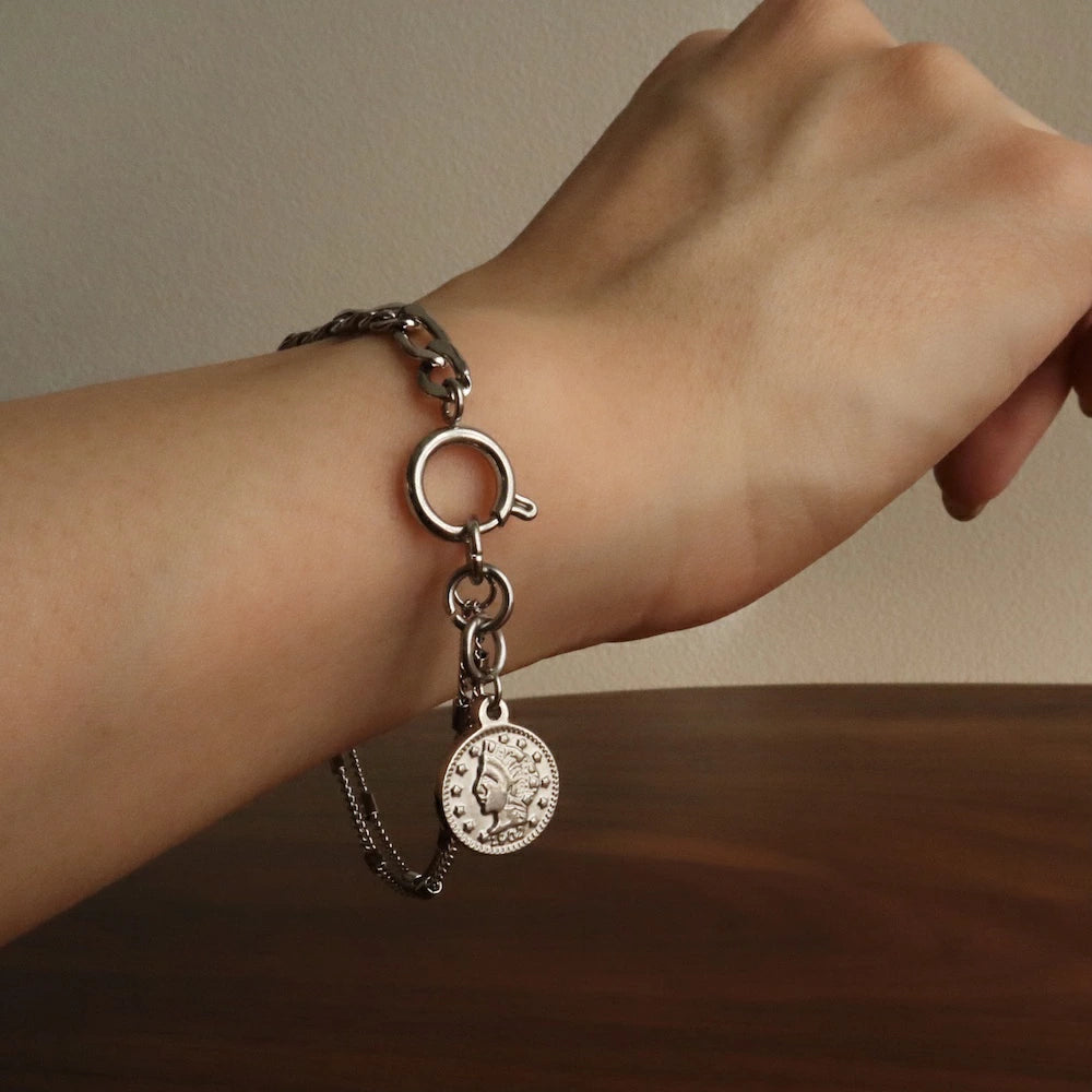 N084 stainless coin bracelet
