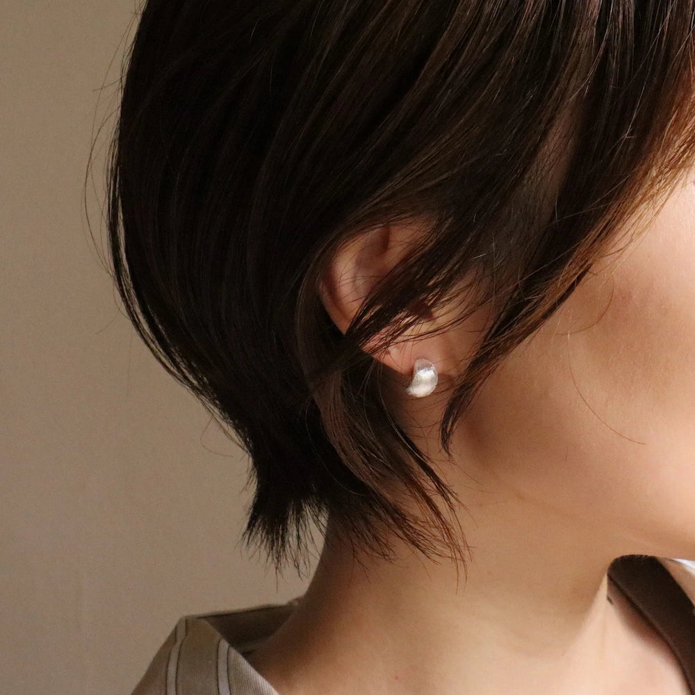 P101 silver925 matte silver plump pierce