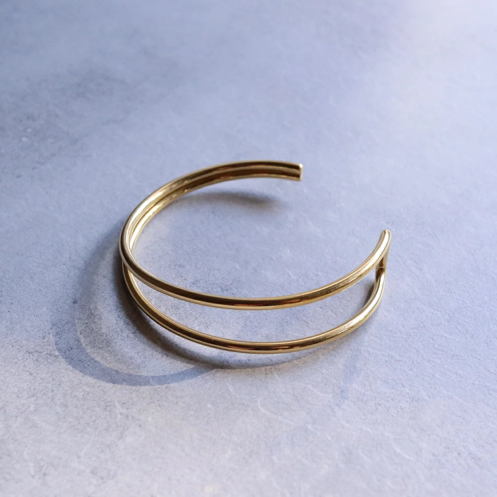N030 stainless divided bangle