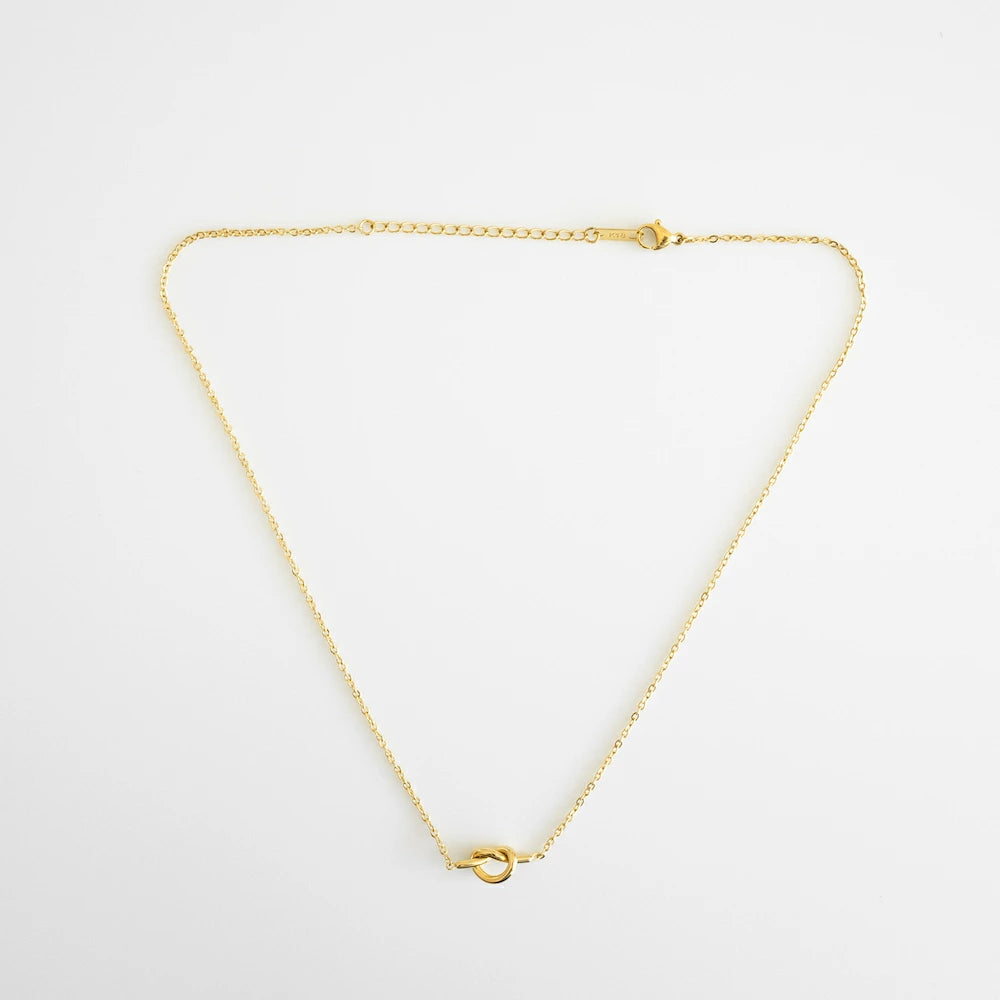 N114 stainless knot pendant