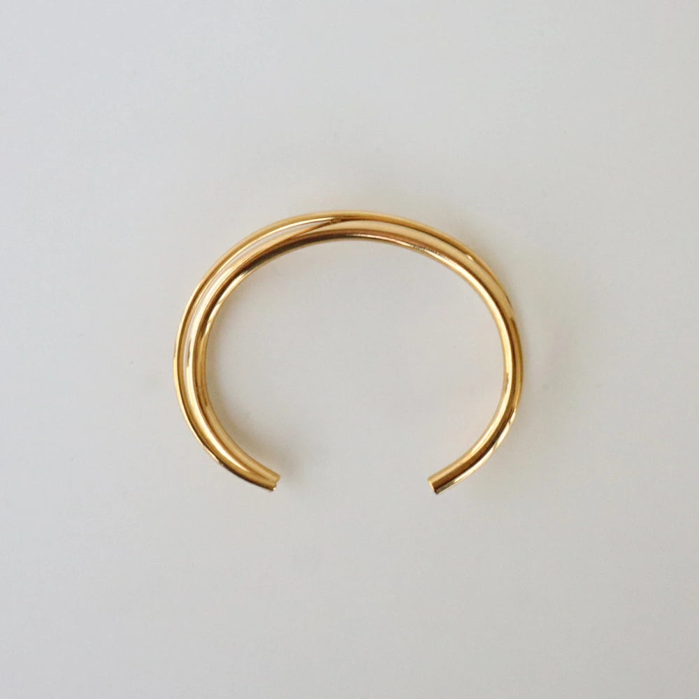 N141 stainless cross bangle