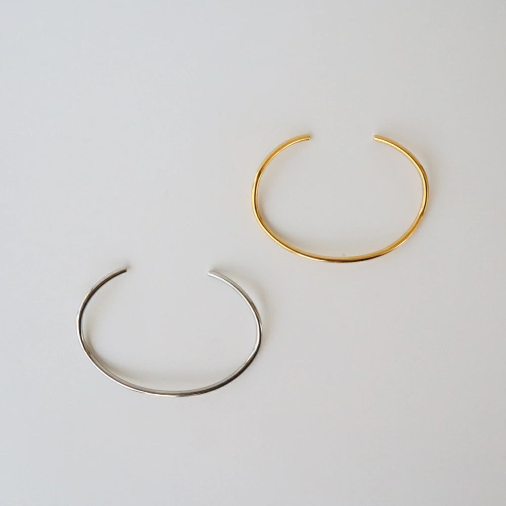 N139 stainless simple curve bangle