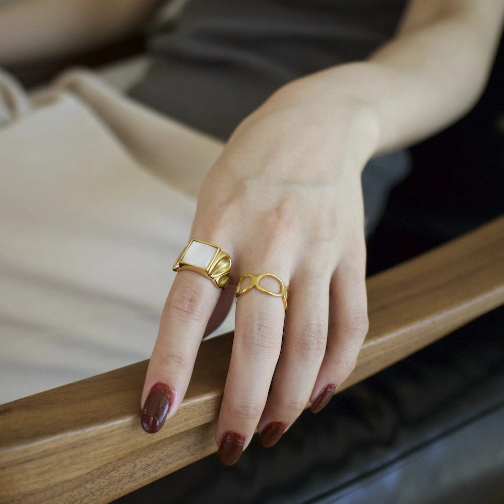 R099 stainless circle line ring