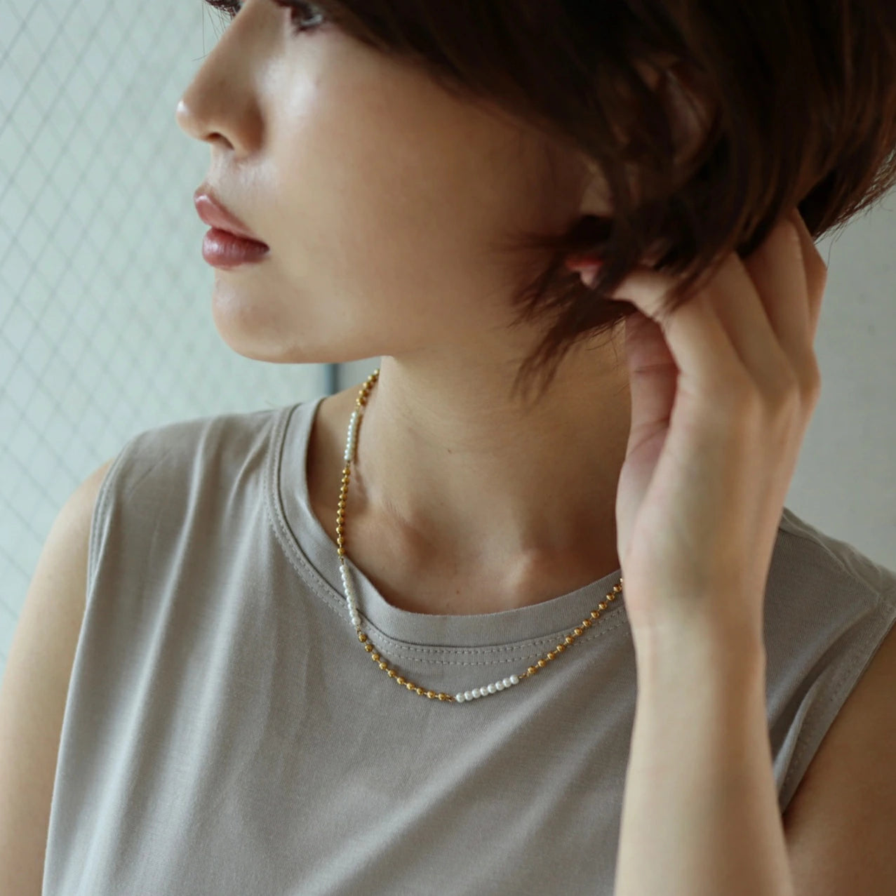 N164 stainless ball pearl necklace