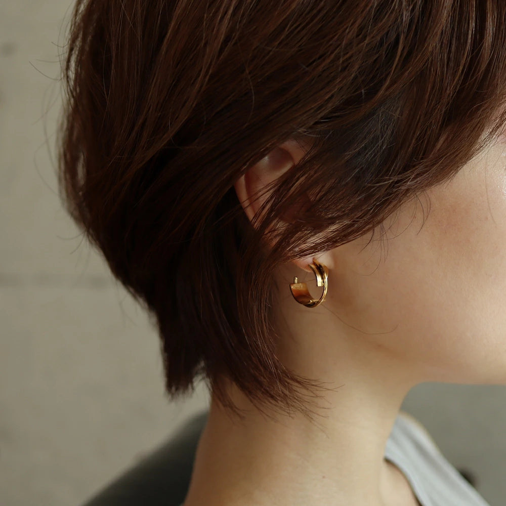 P062 stainless unique design half hoop pierce