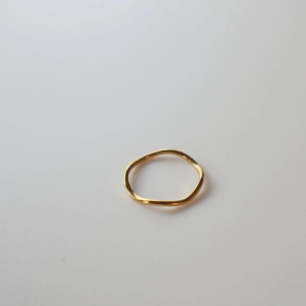R035 stainless simple wave slim ring