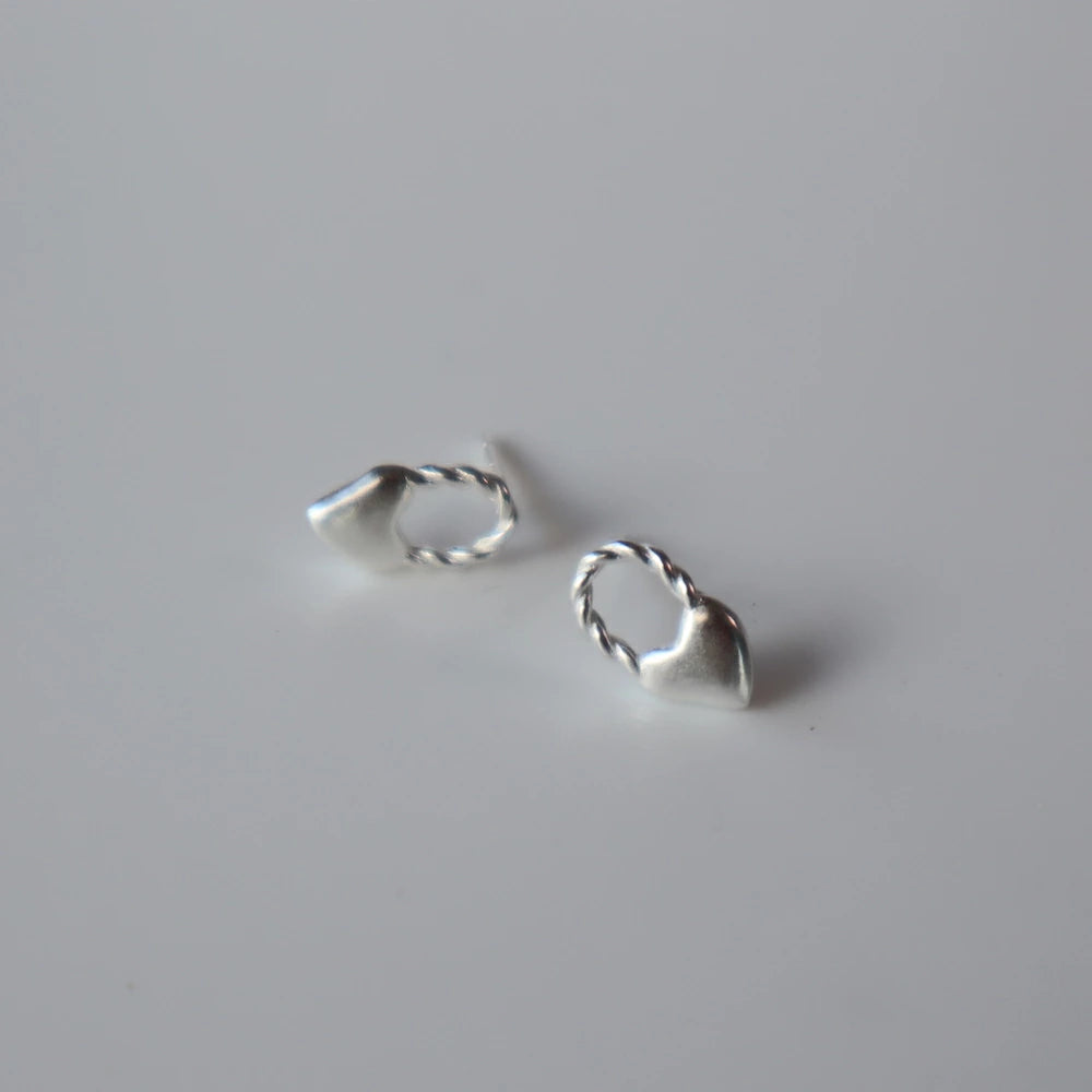 P135 silver925 heart motif twist rope pierce