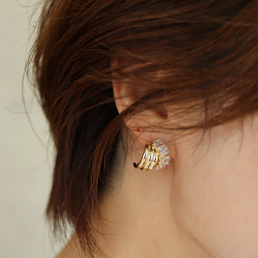 P382 gold metal zirconia half hoop pierce