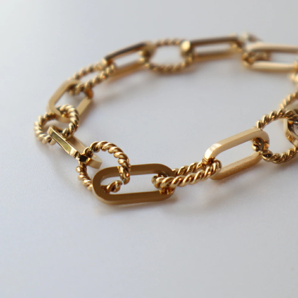 N019 stainless twist chain bracelet