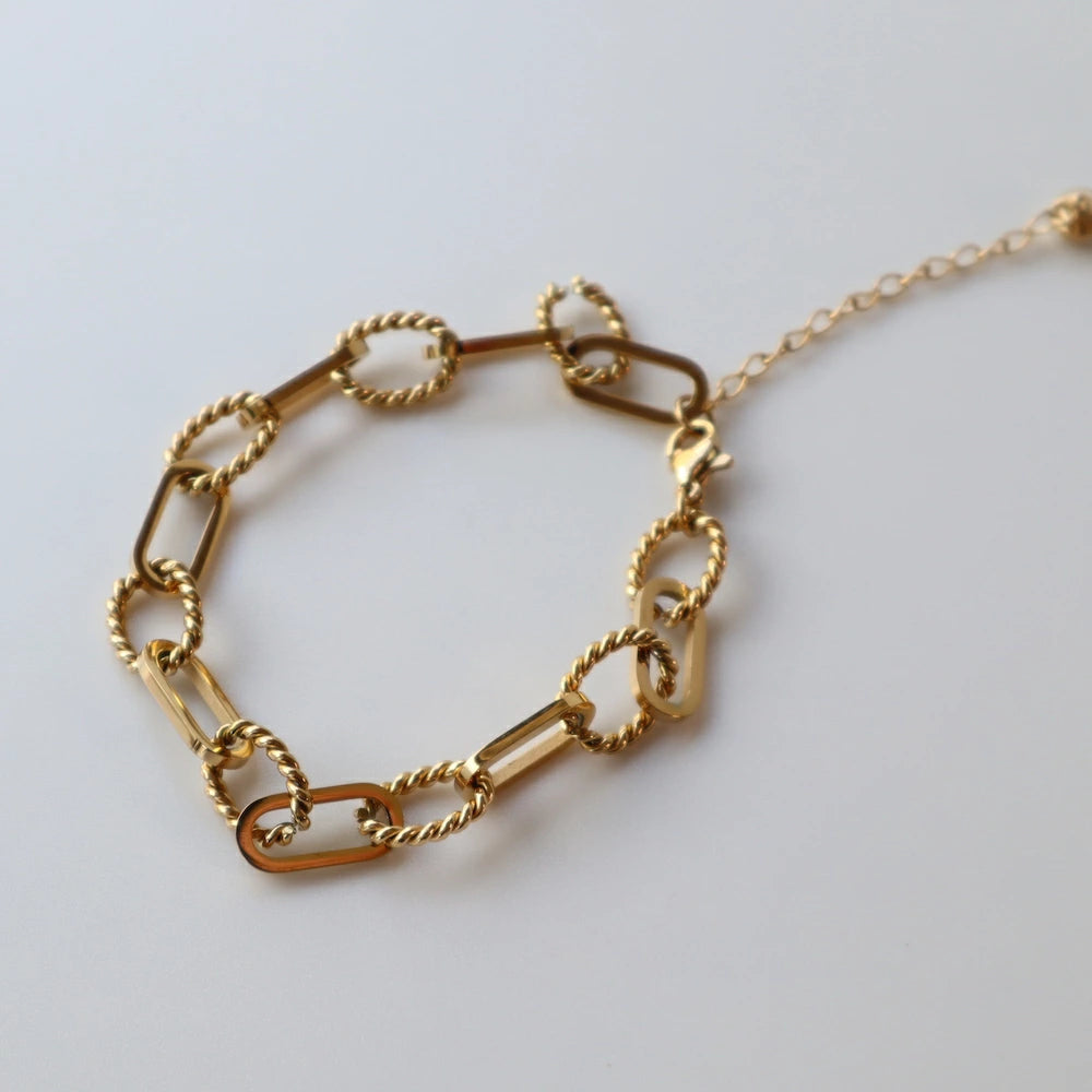 N019 stainless twist chain bracelet