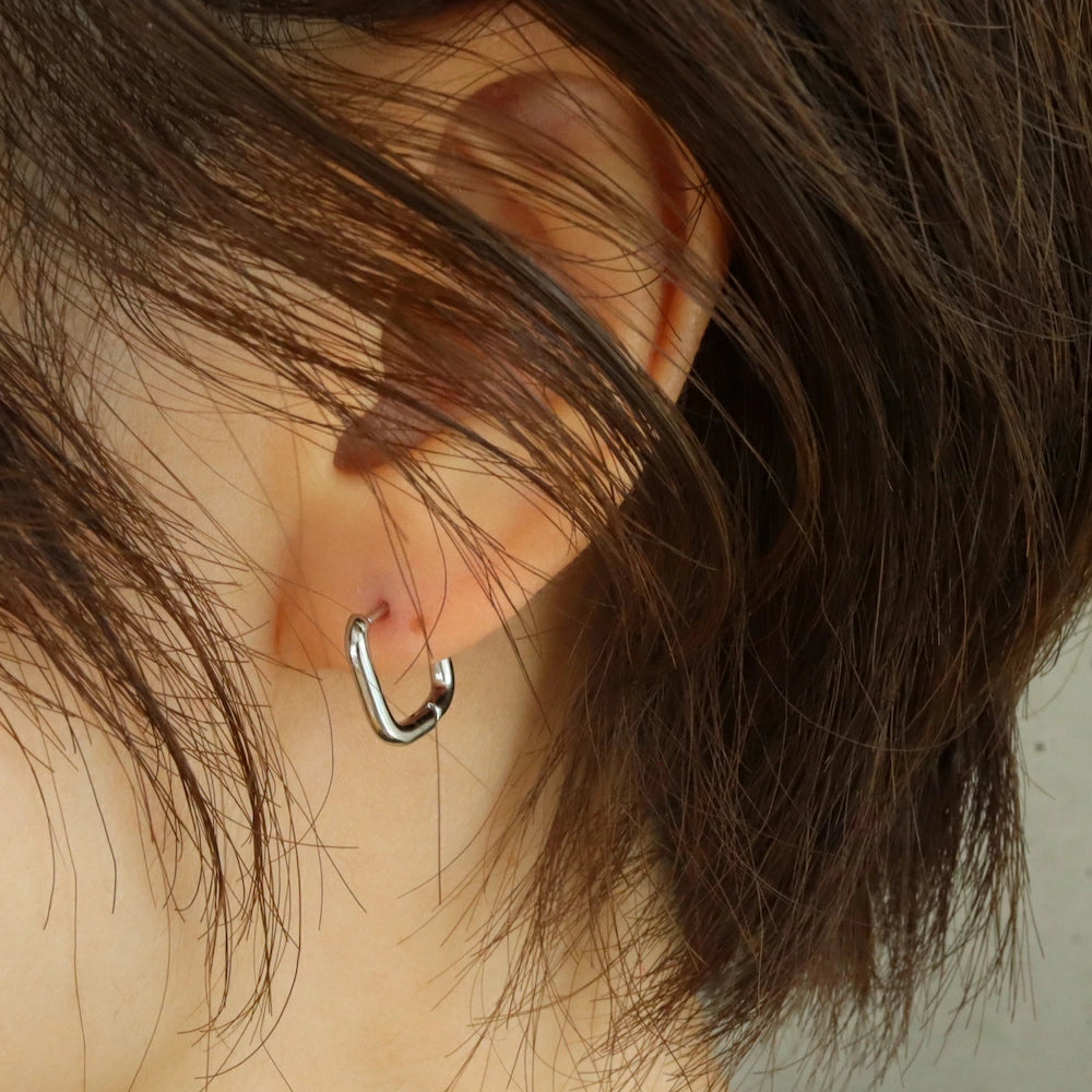 P114 stainless triangle and square minimum pierce