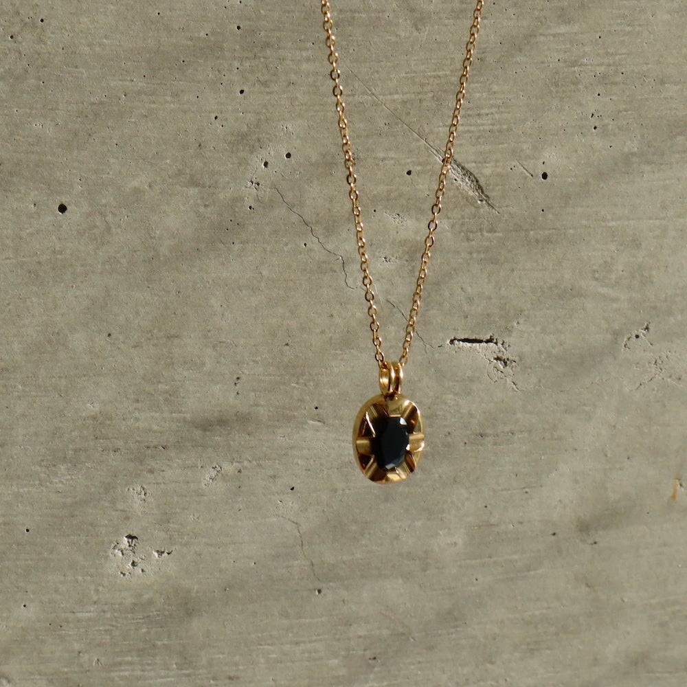 N066 stainless unique black pendant