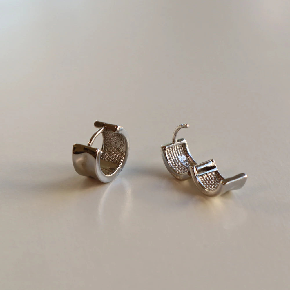 P001 silver925 flat hoop pierce