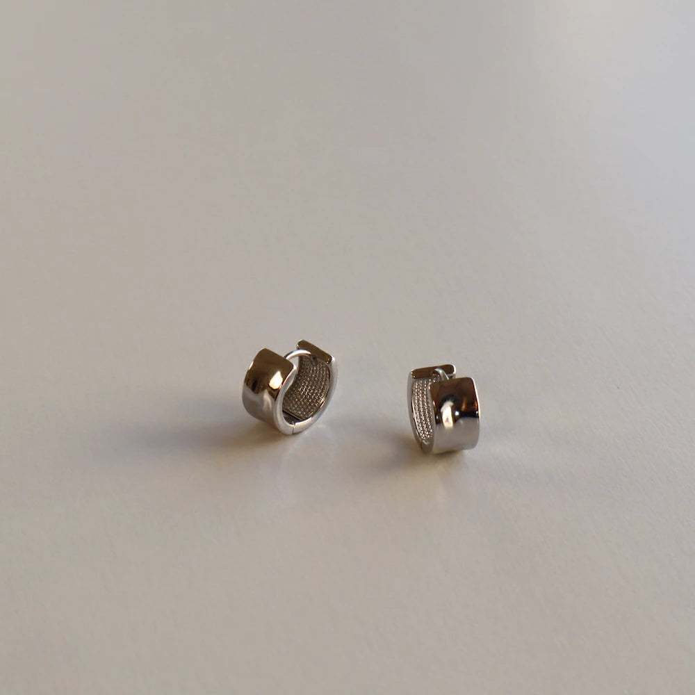 P001 silver925 flat hoop pierce