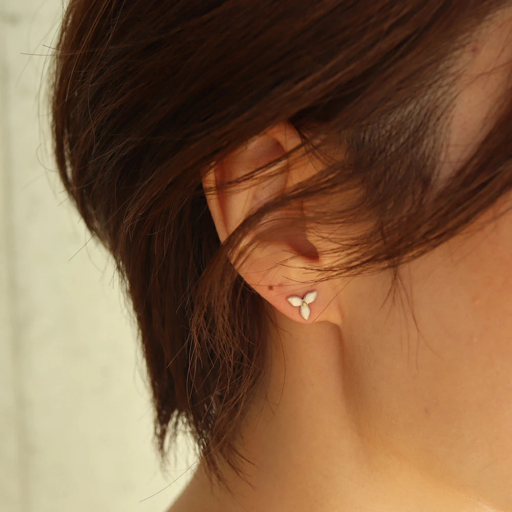 P029 silver925 flower minimum pierce