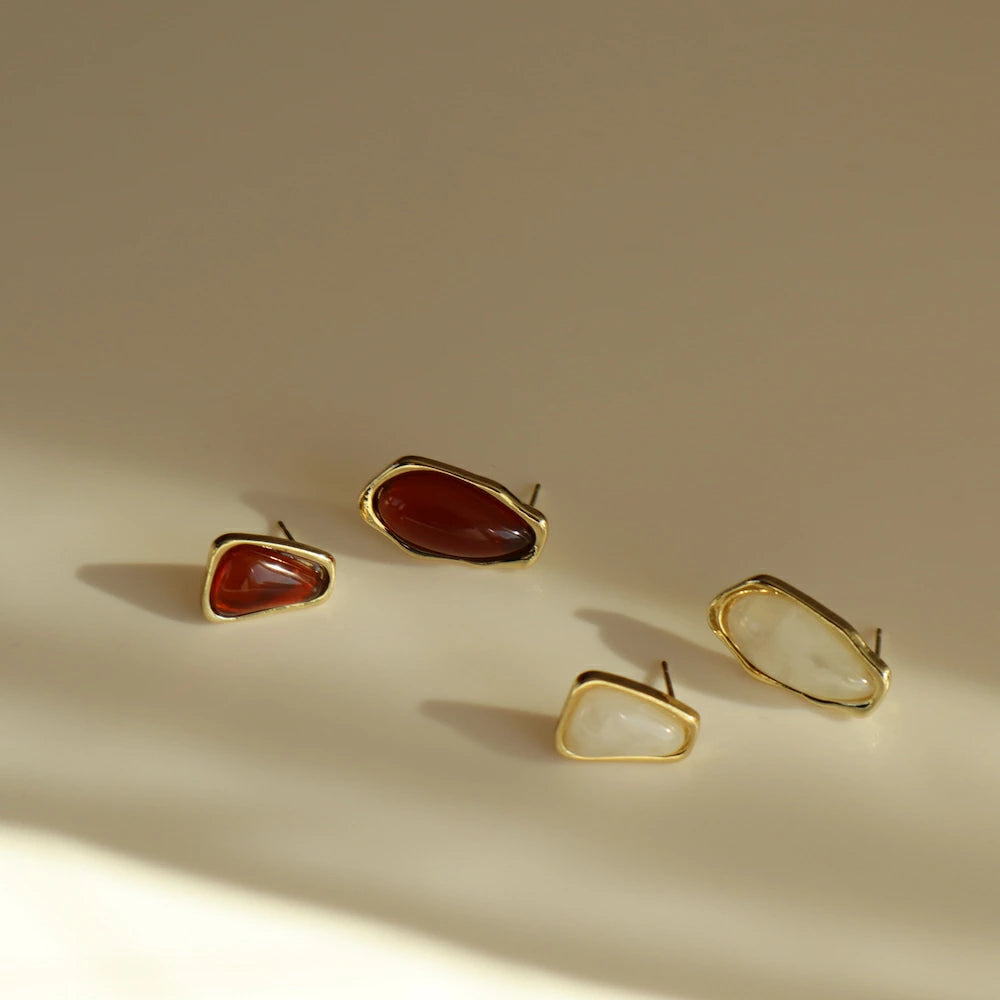 P146 asymmetry nuance stone pierce