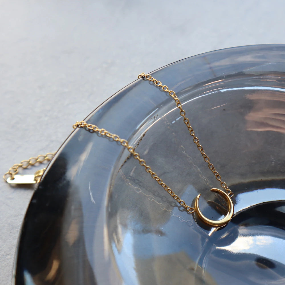 N053 stainless moon bracelet