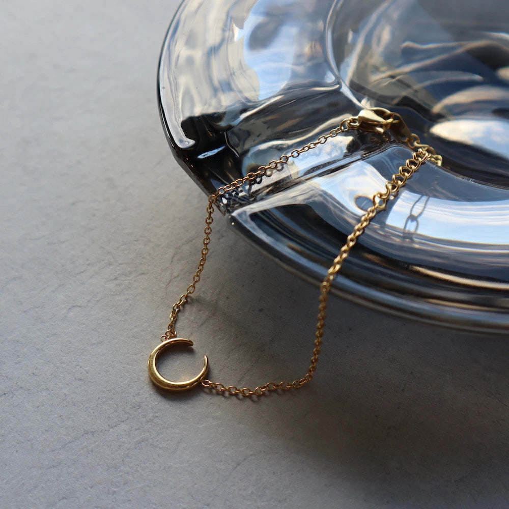 N053 stainless moon bracelet