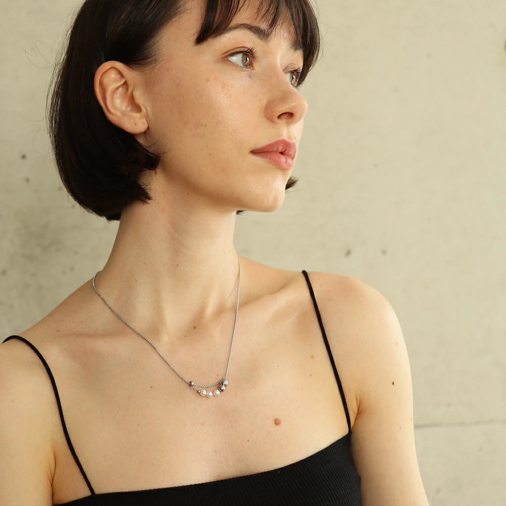 N018 stainless silver pearl necklace