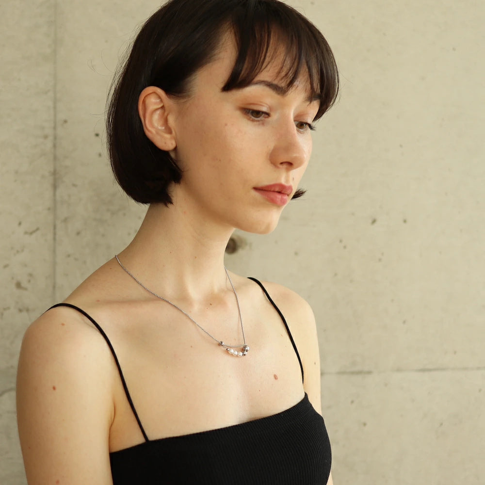 N018 stainless silver pearl necklace
