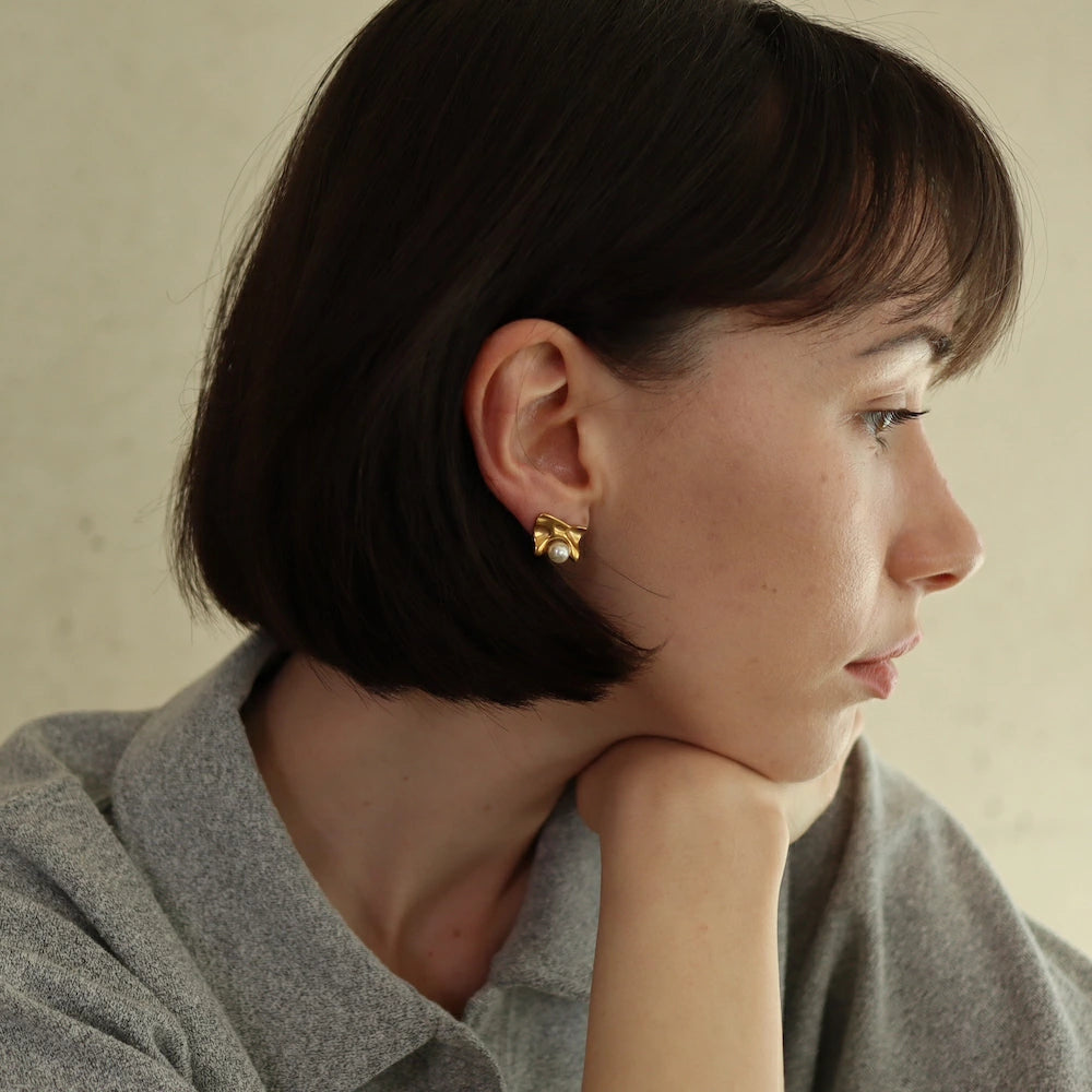 P317 stainless gold plate pearl pierce