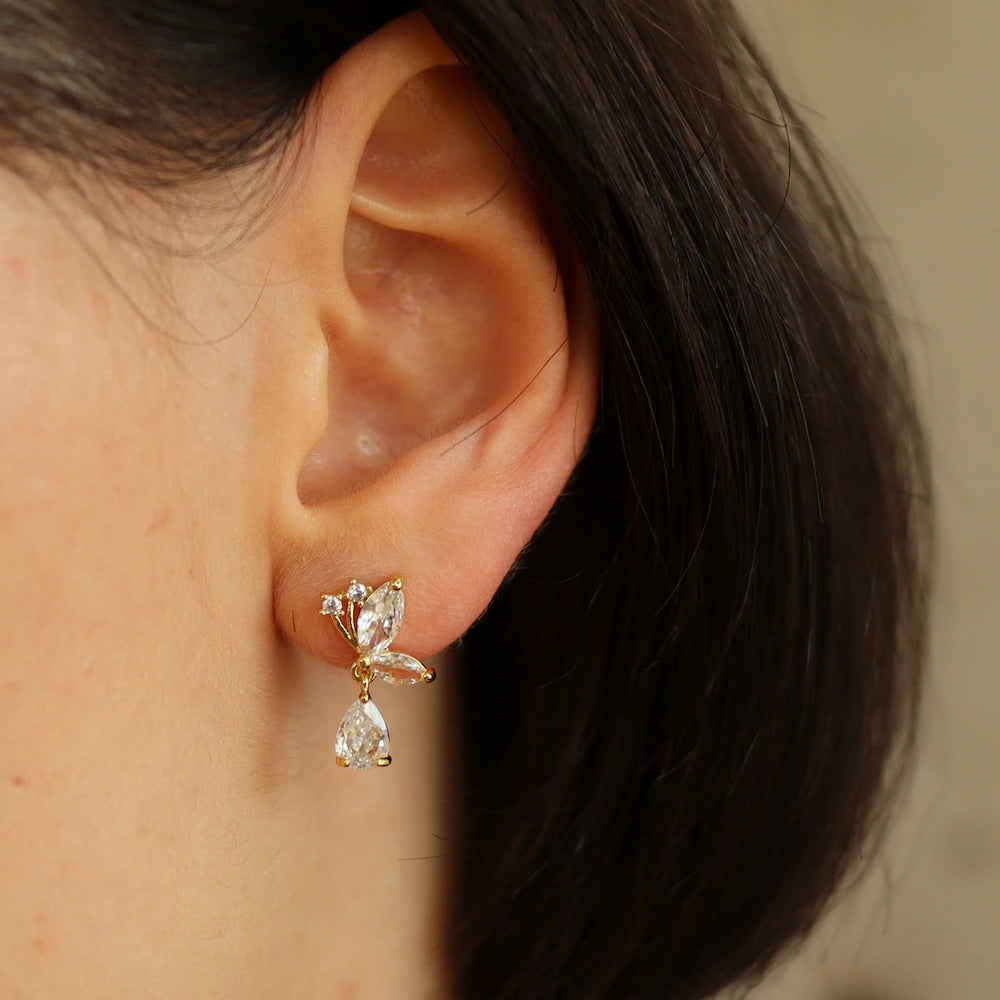 P055 butterfly zirconia pierce