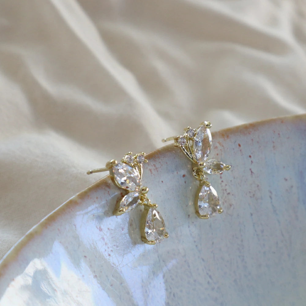 P055 butterfly zirconia pierce