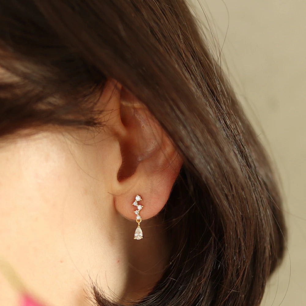 P157 silver925 zirconia line pierce