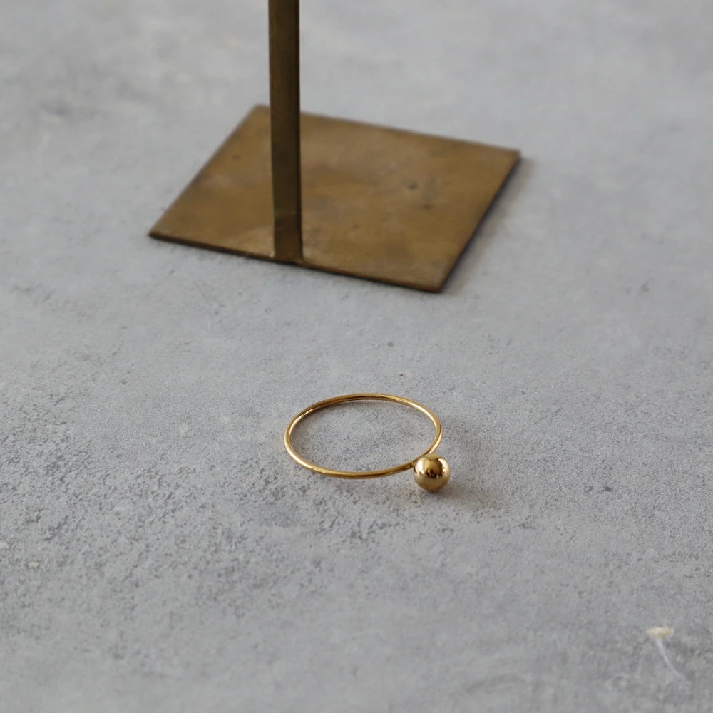 R016 stainless gold ball slim ring